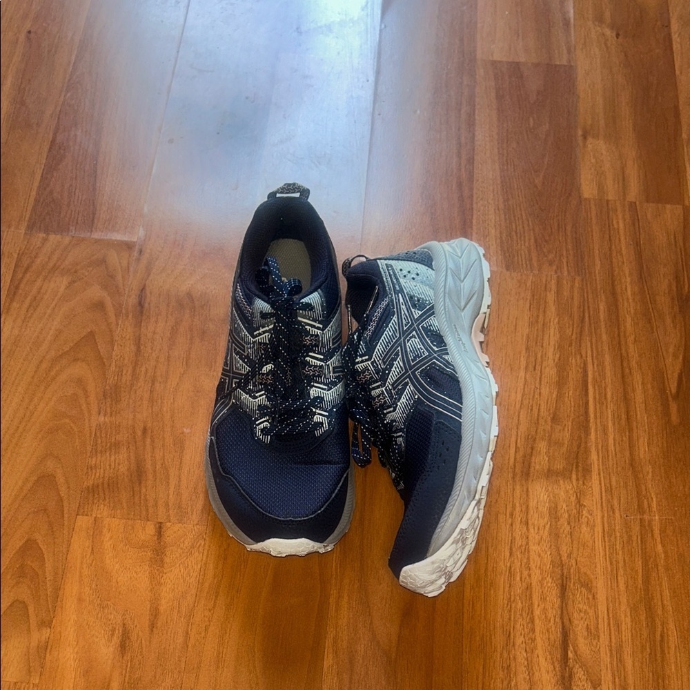 Asics Women's Navy Blue and White Sneakers - Picture 3 of 14